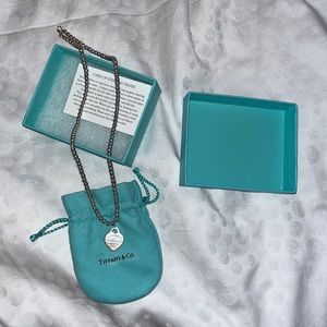 100% AUTHENTIC Tiffany & Co Beaded Heart Tag Necklace